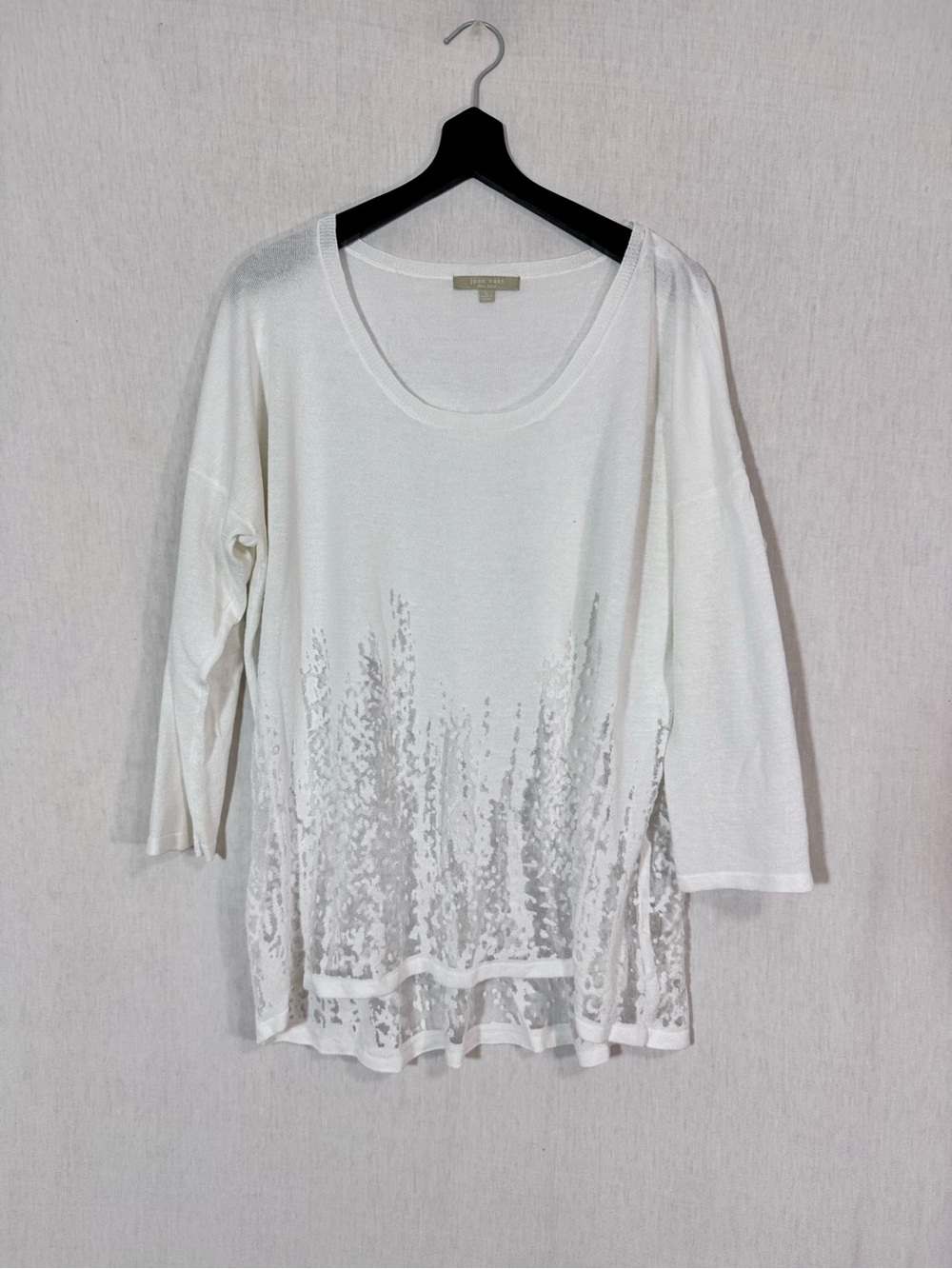 Joan Vass L Lightweight White Scoop Neck burnout Hem Women's Top